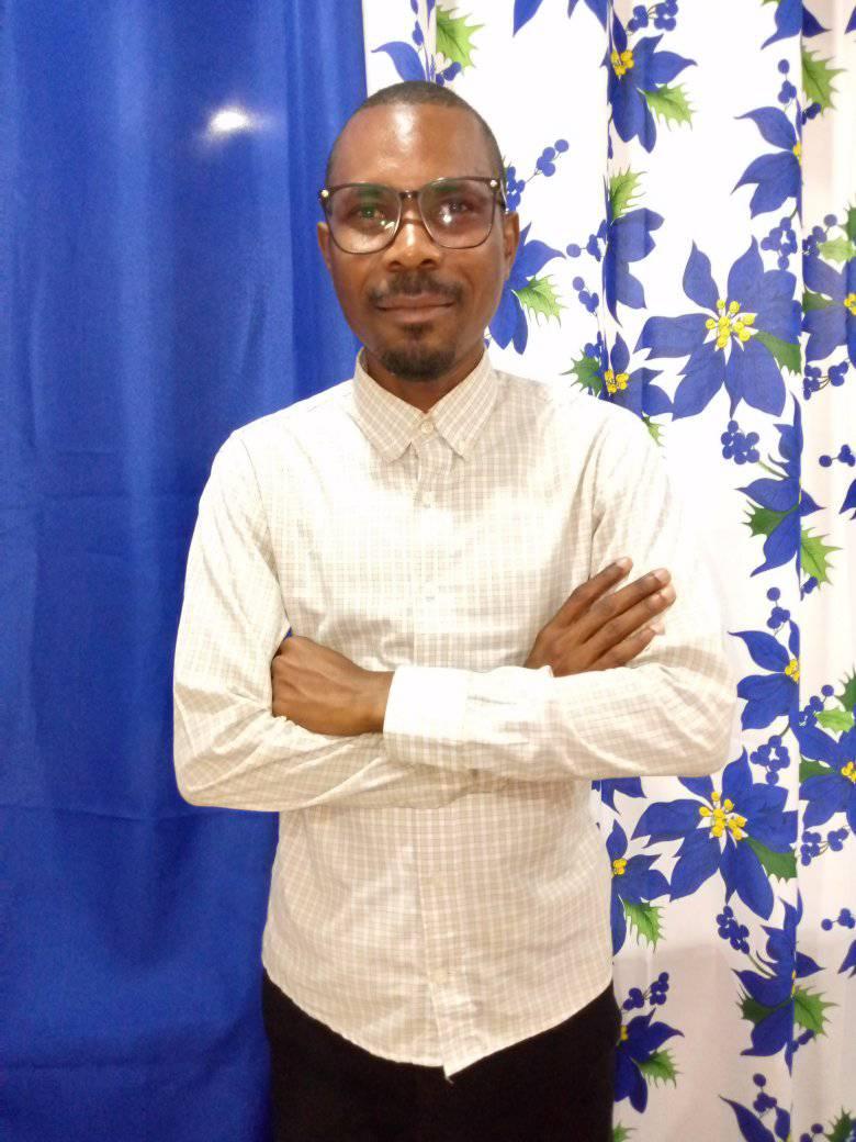 Dr.Enoque Chiça